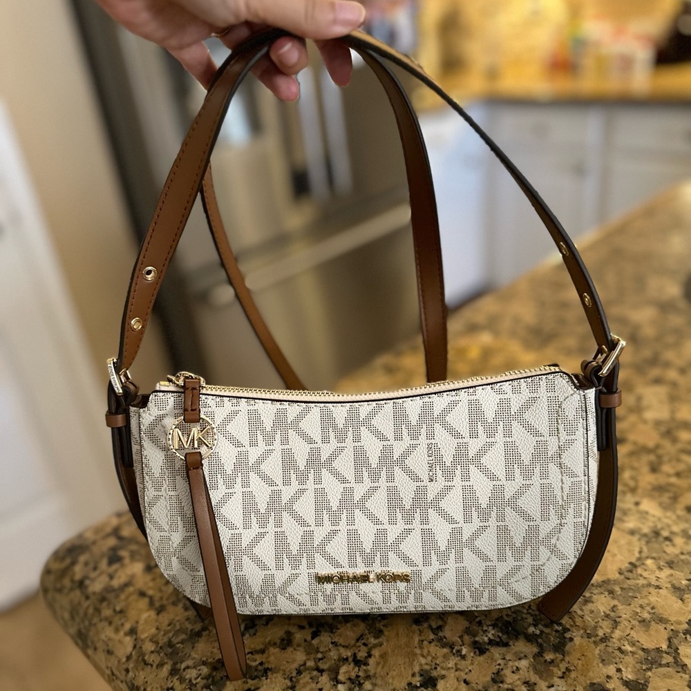 Michael Kors Camden hard to find XS signature pouchette